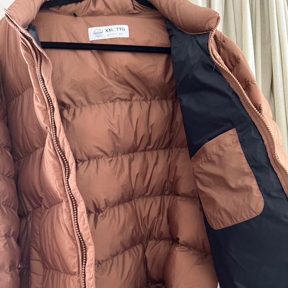 Herschel puffer - never worn - Picture 3 of 4